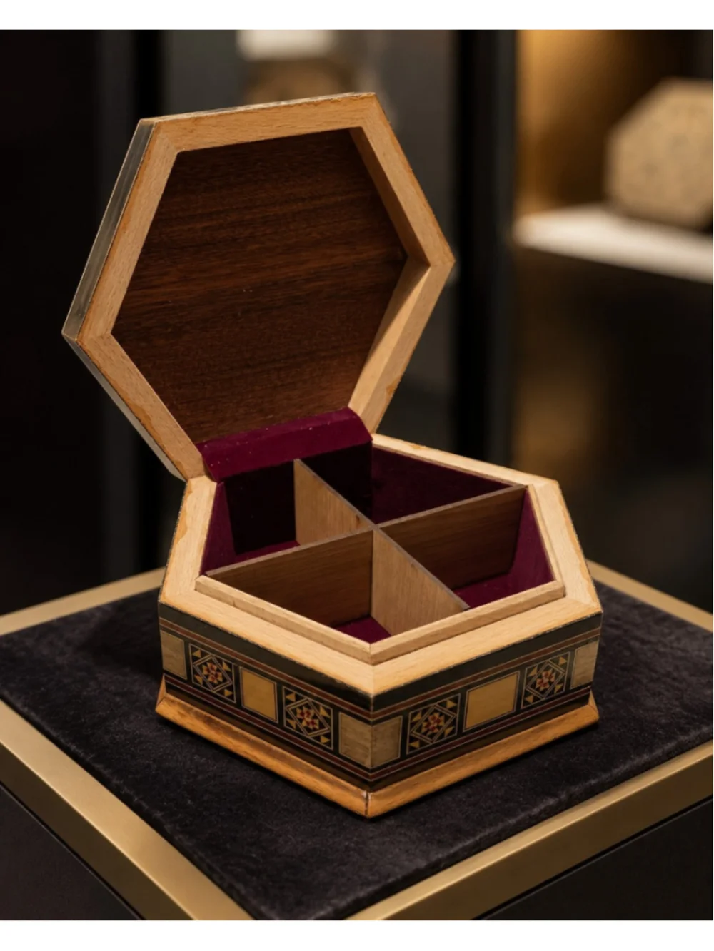 Unbranded crown luxury
